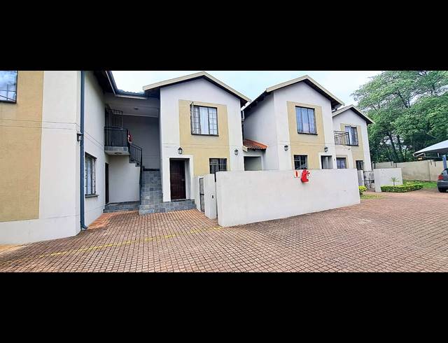 2 BEDROOM DUPLEX FOR SALE IN NELSPRUIT CENTRAL